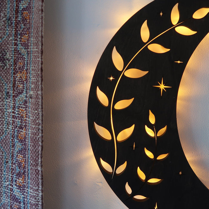 Botanical Crescent Moon Wooden Wall Lamp